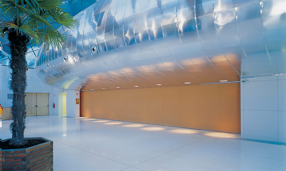 337 n Movable-insulated-walls-1b